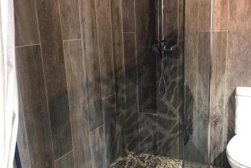 דירות לתיירים Mon Roc   Maison De Montagne Atypique Avec Vue