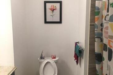 פנסיון Gorgeous House Next Jhu