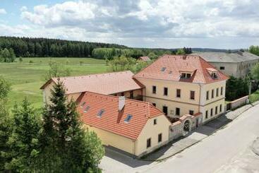 膳宿费 Penzion Hůrky