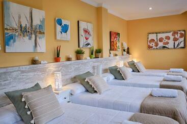 Пансион Peregrina Pensión 1