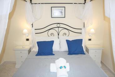 مبيت وإفطار City Life Pompeii