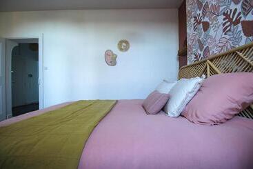 شقق خاصة سياحية La Maïzou 2ch, Clim, Terrasse  Spa