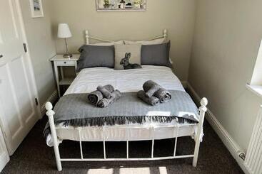 آپارتمانهای توریستها Stylish  2 Bed  Heart Of The City   Parking  Wi Fi  Award Winning  Grade Ii Listed