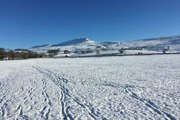 צימר Broad Croft House
