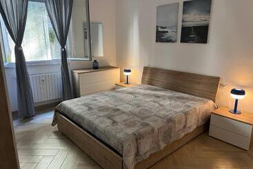 آپارتمانهای توریستها Our Home