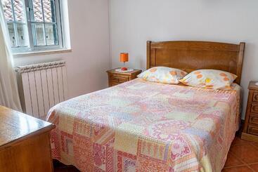 بنسيون Casa Do Eido