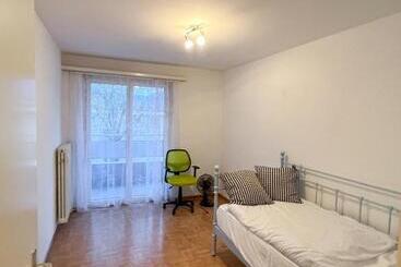 ツーリストアパートメント Schöne Grosse Attika Wohnung Im Zentrum Von Vaduz Inkl. Parkplatz