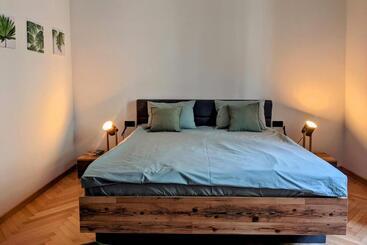 관광객 아파트 The Industrique Home   3 Bedroom Apartment