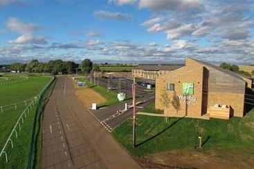 酒店 Holiday Inn Huntingdon Racecourse, An Ihg