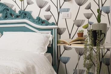 住宿加早餐  Jacaranda