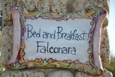 B&b Falconara