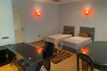 آپارتمانهای توریستها Super Luxurious Villa With Large Landscape Areas