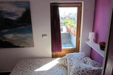 住宿加早餐  La Terrazza Sul Mare