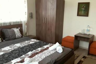 Пансион Guest House Radoychevi