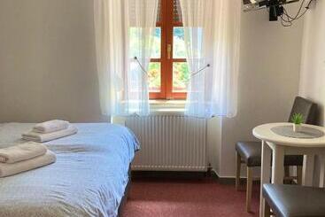 پانسیون Guesthouse Mikuláš Mikulov   Free Parking In The City Center