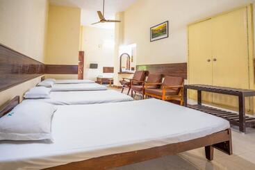 Отель Tamilnadu Thanjavur