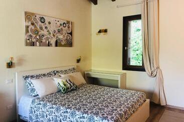 住宿加早餐  La Casetta Malpensa Guesthouse