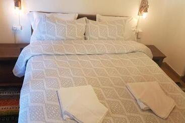 Жильё для туристов Sezatoarea Lupilor