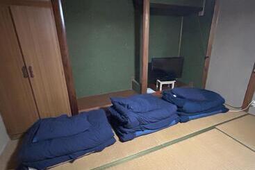 הוסטל 北房まちの駅 Azae ドリトミー Azae