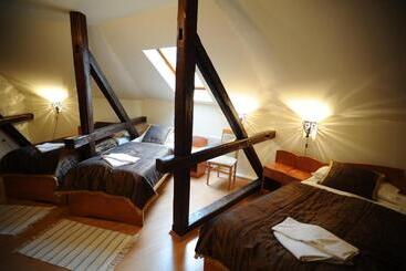 בית מלון כפרי Minaret&étterem