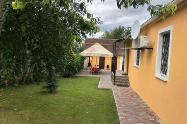 פנסיון приватний будинок повністю 142 м кв для проживання або для свят