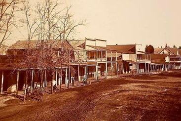 호스텔 American River Inn