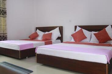 Hotel Punsisi Resort   Adam S Peak