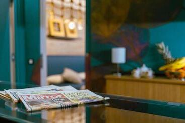 تختخواب و صبحانه Napoliviva