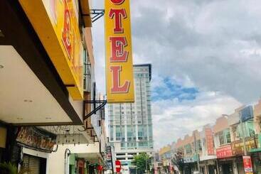 בית מלון כפרי Highway Times Inn