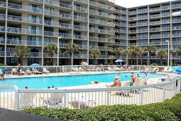 هتل آپارتمان Seaside Beach & Racquet 5614