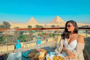 هاستل Sahara Pyramids Inn