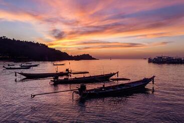 ホテル Sunrise Koh Tao