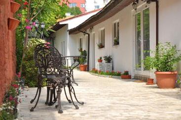 فندق Vila Parlament