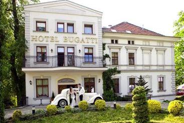 בית מלון כפרי Bugatti