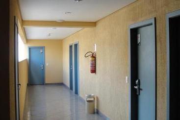 هتل Coral Inn Apart