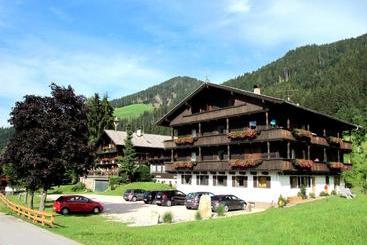 בית מלון כפרי Fertinghof