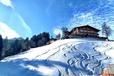 هتل Gasthof Zur Schönen Aussicht