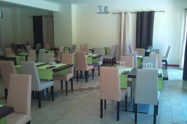 هتل Le Riviera