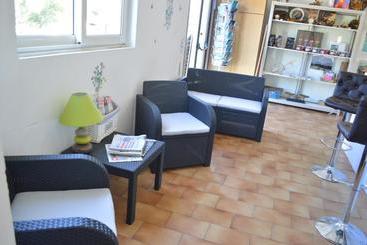 هتل Le Riviera