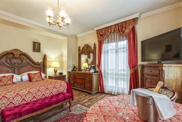 فندق Maria Helena