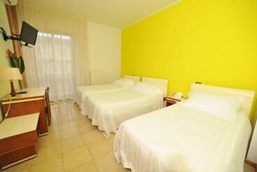 בית מלון כפרי San Crispino