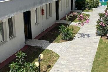 The Palm Club Apart Otel