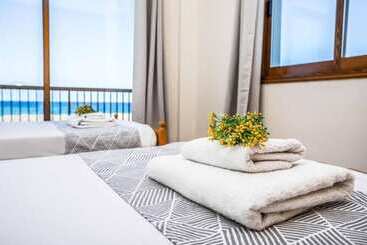 游客公寓 Blue Bay Villa Thea