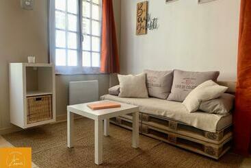 游客公寓 ~~ Le Rez De Marée ~~ Entre Mer Et Centre Piéton