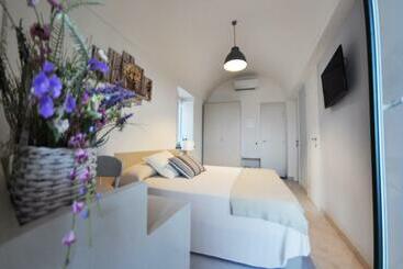 مبيت وإفطار Casa Costanza