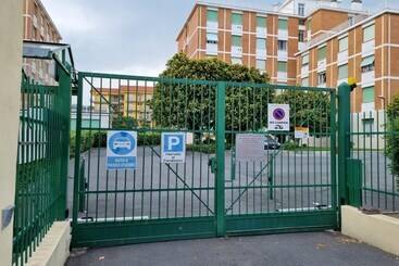 آپارتمانهای توریستها La Finestra Sul Mare 200mt From Sea