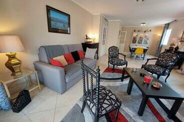 דירות לתיירים Appartement T3 Agréable, Proche Centre Et Plage