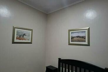 Жильё для туристов Malachite Apartment 11