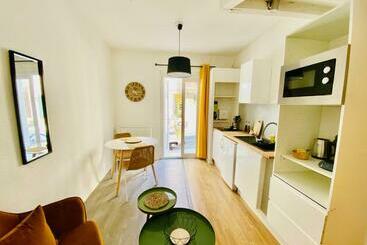 דירות לתיירים Pascal 2   Eglise Saint Louis Studio Cosy Quartier Haut