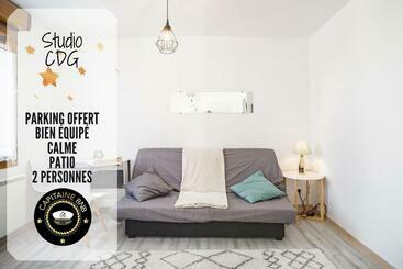 شقق خاصة سياحية Studio Cdg   Parking Public Gratuit   Prox Outlet Et Troyes